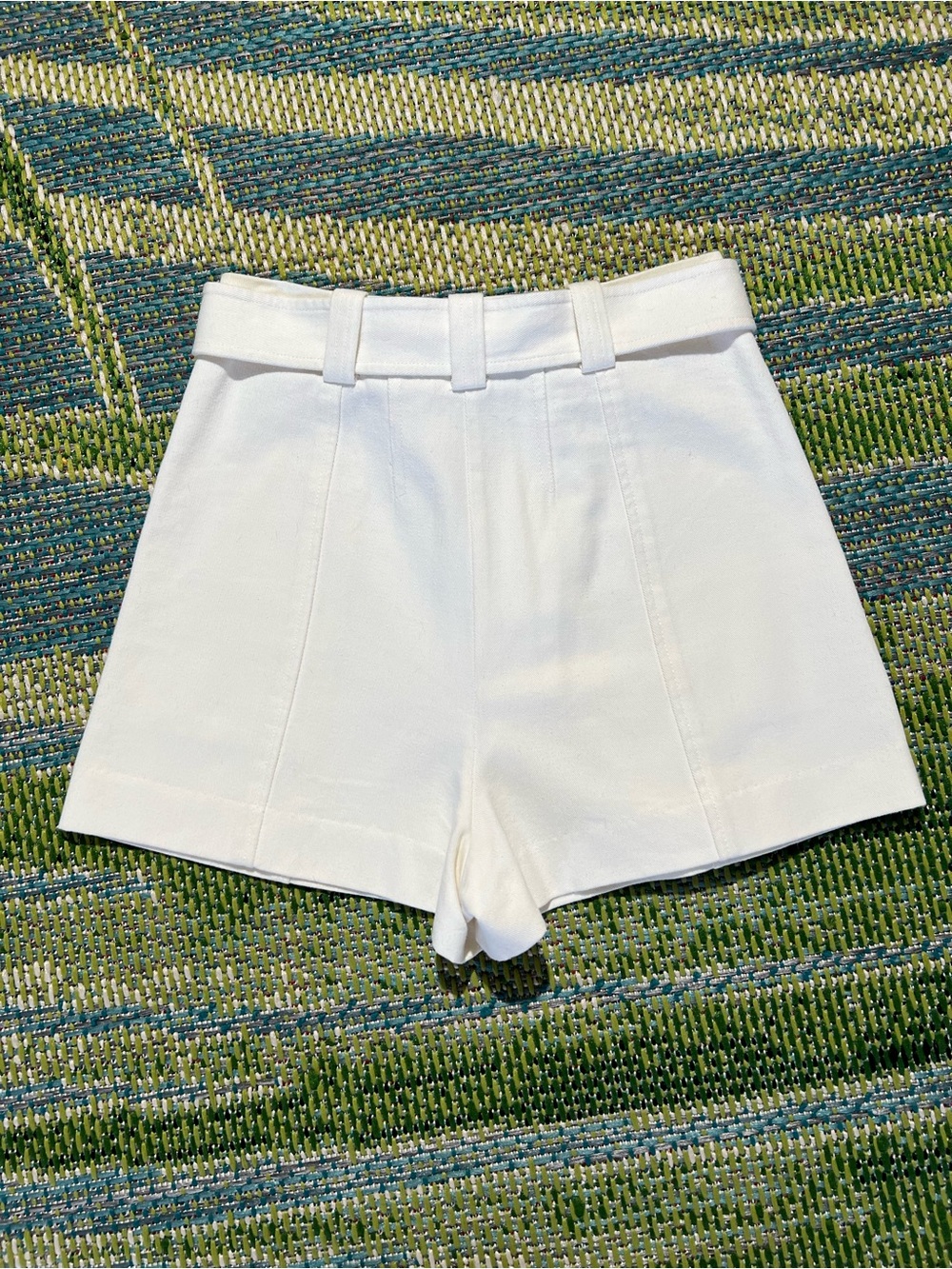 INTERMIX Shorts - Picture 3 of 6